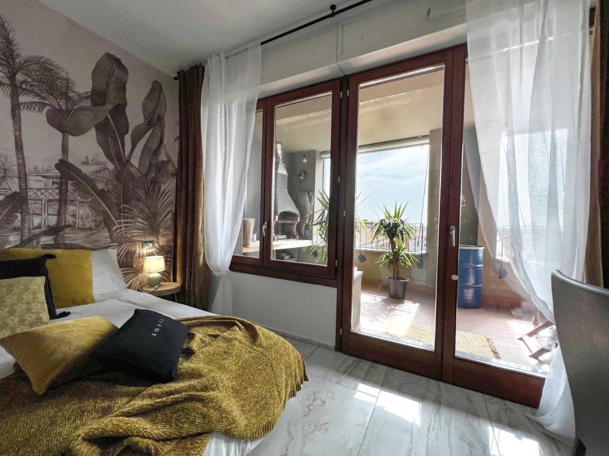 Holy-Day Rooms Milano ภายนอก รูปภาพ