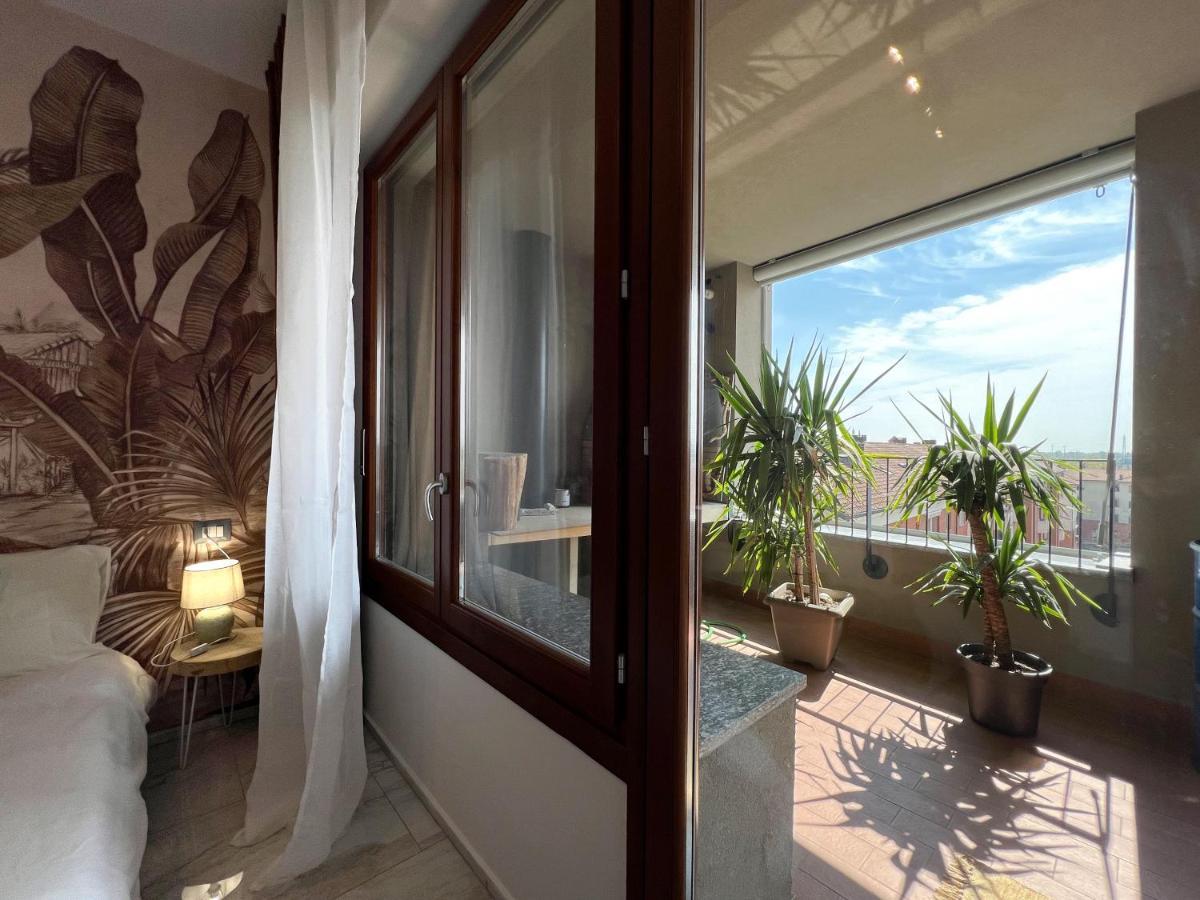 Holy-Day Rooms Milano ภายนอก รูปภาพ