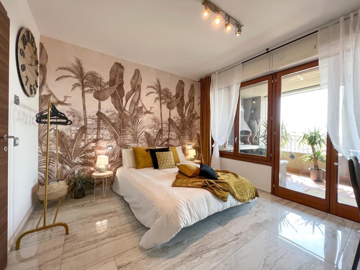 Holy-Day Rooms Milano ภายนอก รูปภาพ