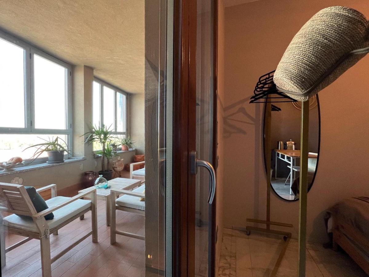 Holy-Day Rooms Milano ภายนอก รูปภาพ